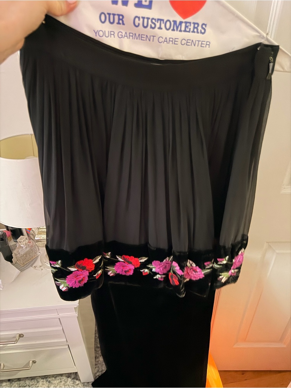 Kate Spade Madison Ave Collection Black Embroidered Floral Velvet Hem Mini Skirt - Picture 2 of 6